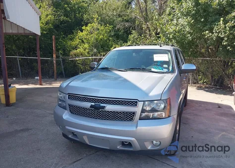 2013 Chevrolet Suburban 1500 Lt from USA, damaged, VIN 1GNSCJE06DR200520